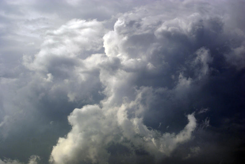 <p>Storm Clouds</p>Sony A-330 DSLR