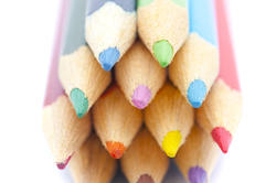 6945   Coloring pencils