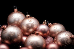 6812   Festive golden baubles