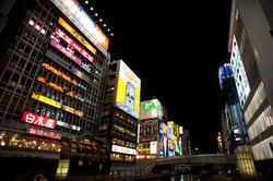 6091   Dotonbori canal at night