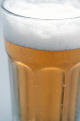 10439   Glass of cold frothy beer